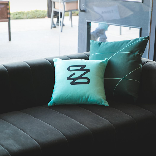 Zuora pillow